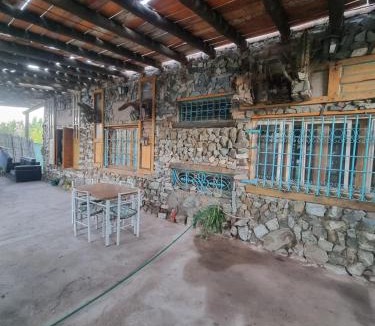 Lujan de Cuyo House | Mountain House with Wonderful View
