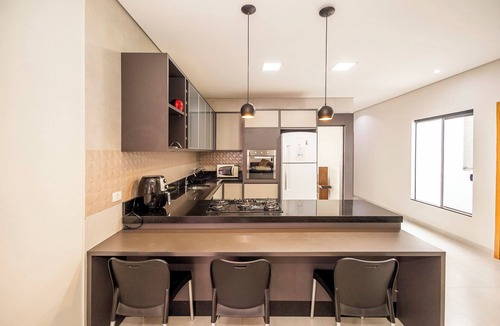 Maringa House | Munich House in Maringá with Air Conditioning, Pool and Gourmet Area
