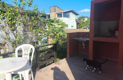 Florianopolis Apartment | Nature Getaway Terrace and Access to Trails