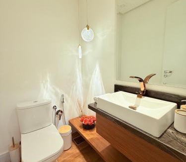 Gramado Apartment | Natureza, Lareira e Piscina | Club Vêneto