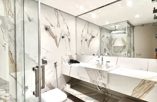 Jardins Apartment | New 2 bedroom flat in Jardins with garage