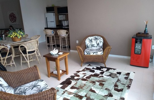 Itapema Apartment | Nice apartment, right on the beach and in a great location.