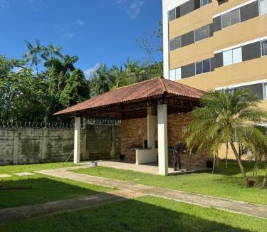 Jiboia Branca Apartment | Novo, decorado e perto de tudo