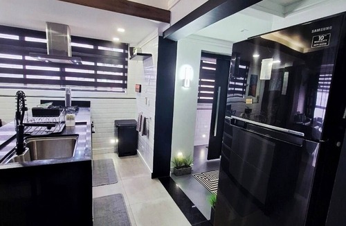 Pompeia Apartment | Ocean View Beachfront Apartment 130m2 Santos