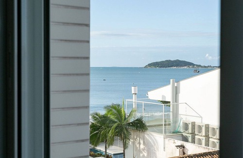 Cachoeira do Bom Jesus Apartment | Oceanfront | 3 Suites | Barbecue Grill #CHA06