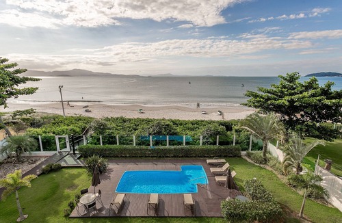 Cachoeira do Bom Jesus Apartment | Oceanfront | 3 Suites | Barbecue Grill #CHA06
