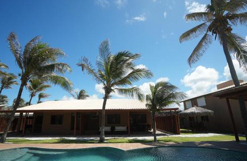 Caponga House | Oceanfront Beach House with Pool