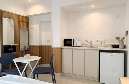 Azul Apartment | One-bedroom apartment | Semi-central location with a garage