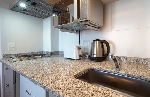 Centro Apartment | Oriental apartment walking distance to main street in Bariloche