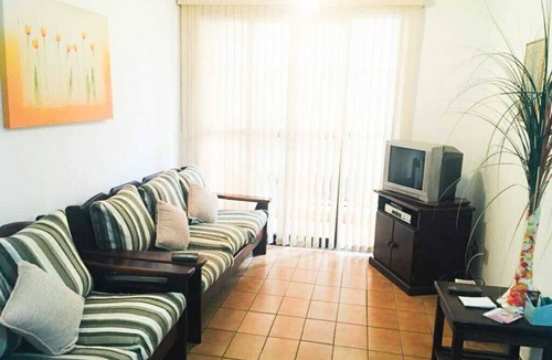 Enseada Apartment | Perfect for families, suite with air conditioning, Wi-Fi and great location.