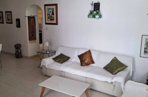 Pitangueiras Apartment | PITANGUEIRAS BEACHFRONT 2 Bedrooms! - 2 suites