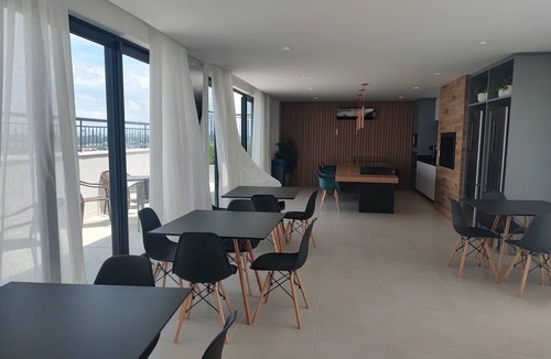Portao Apartment | Plus Portão Apartment with balcony, Shopping, Gym