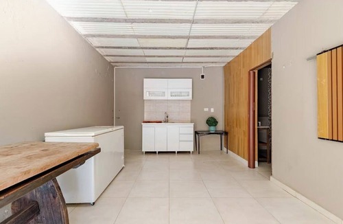 La Union Apartment | Pool and barbecue area, sleeps 5, 20 min from Ezeiza Airport.