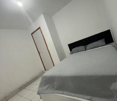 Penha Hotel | Pousada azul