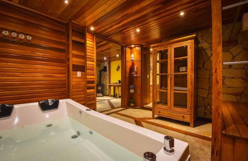 Dutra Hotel | Pousada Borô