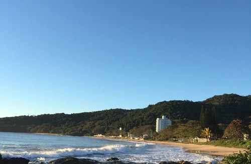 Praia da Armacao do Itapocoroi Hotel | Pousada Costa Container