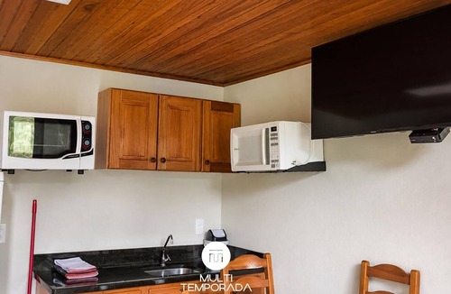 Sao Bonifacio Cabin | Pousada Dona Teresinha | Piscina Aquecida | Café - São Bonifácio - SC