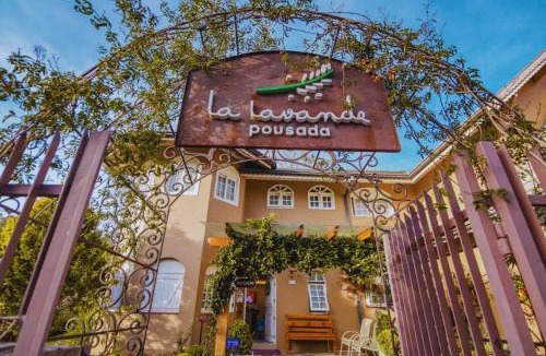 Planalto Hotel | Pousada La Lavande - Em uma das Ruas mais famosas de Gramado