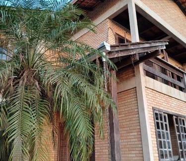 Bom Retiro House | Pousada Morro do Finder