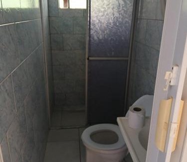 Telemaco Borba House | Pousada na Band Quarto 05