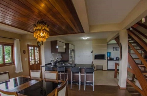 Praia do Rosa House | Premium Bungalow, beautiful view
