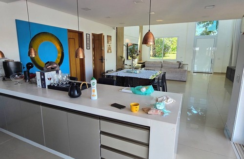 Paranapanema House | Premium Mansion in Riviera de Santa Cristina XIII | Sophistication and Leisure