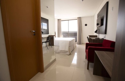 Araripina Hotel | Premium Room with Free Buffet Breakfast and 2 Pools – 4 km from Regional Airport