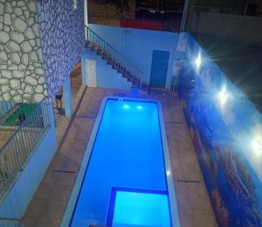 Suzano House | Primos Eventos - Casa com Piscina