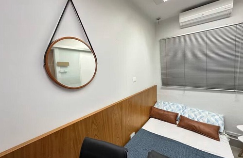 Sao Paulo Cabin | Private room in a house, guest bathroom, metro 5 min walk away, near Paulista Avenue.