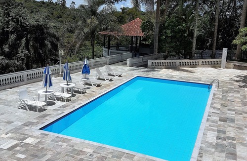 Aracariguama House | Property with complete leisure facilities. Swimming pool, saunas, sports court, nature trail. Close to São Paulo.