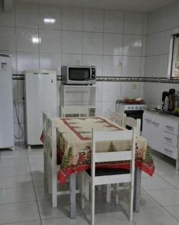 Paulo Lopes House | Proximo a praia da Gamboa com o sossego do campo