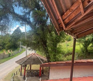 Sao Bento do Sapucai Apartment | Quarto n°4 de casal sem hidromassagem