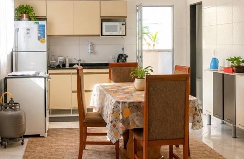 Colina de Laranjeiras House | Quarto privado simples para o público masculino em acomodação compartilhada