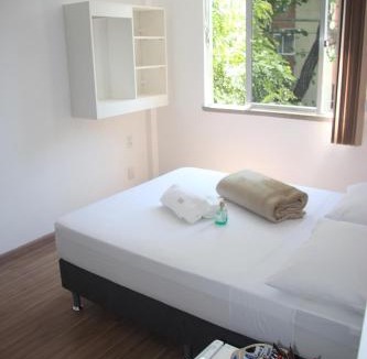 Portuguesa House | Quarto Privativo em Condominio
