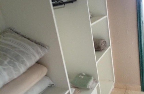 Piraju House | Quarto Suite & Cozinha