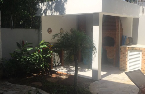 Barra do Una House | Quiet and welcoming house, close to the beach.
