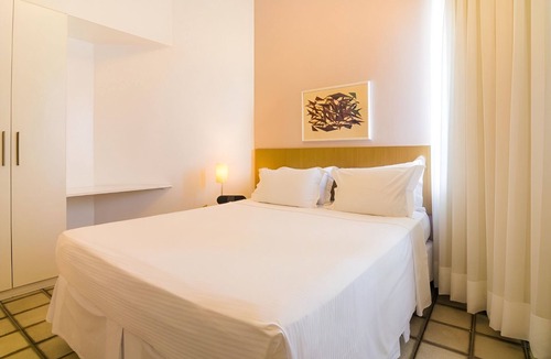 Mucuripe Hotel | Quiet Retreat with Outdoor Swimming Pool Close to Vibrant Local Markets