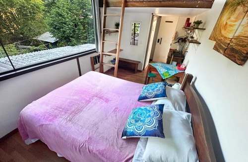 Manguinhos House | Quintal do Contêiner em Manguinhos