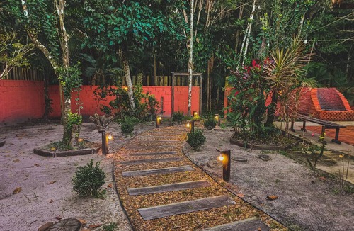Iguape House | Rancho Subaúma: natureza, quintal e fogo de chão
