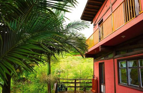Gravatal House | Recanto EmmAnnEssência