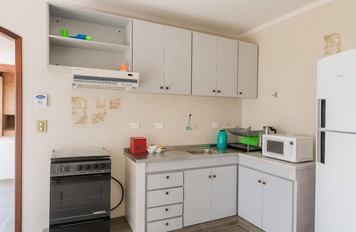 Raul Cury House | Recanto Rossi, a house 300 meters from the beach, with air conditioning in all bedrooms.