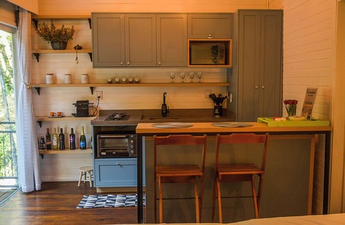 Linha Nova House | Refúgio confortável na Cabana Gold em Linha Nova/R