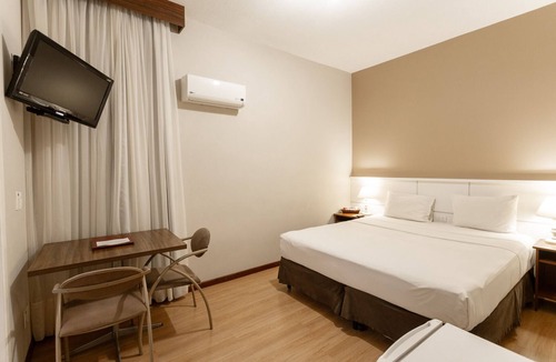 Centro Hotel | Renovated Historic-Style Room Perfect for Exploring Downtown’s Best Spots