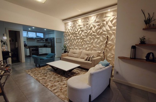 Leme Apartment | Room in Copacabana I, 250m from the beach - shared house