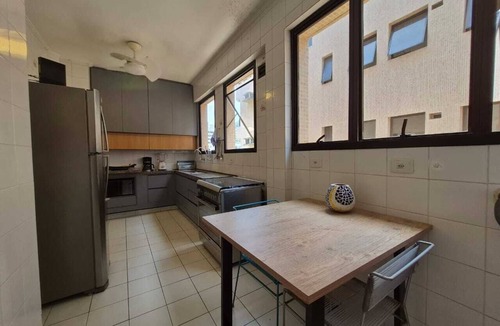 Jardim Sao Miguel Apartment | September 7th holiday available! Enseada, 3 suites, 3 parking spaces