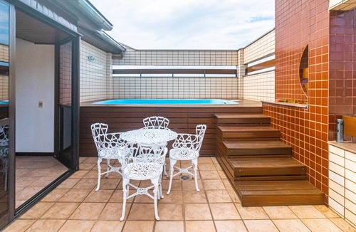 America Apartment | Shared singles suite