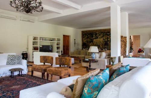 Itu House | Sitio São Francisco - Cozy property with pool, leisure area and sports facilities.