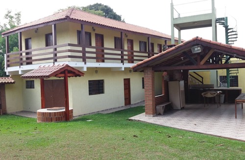 Aracariguama House | Small farm in Araçariguama. Paradise 40 minutes from São Paulo. Asphalt road right up to the door.