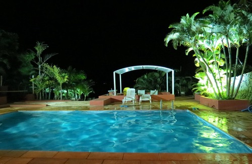 Avare House | Small farm in Avaré on the banks of the Jurumirim reservoir (right on the sand).