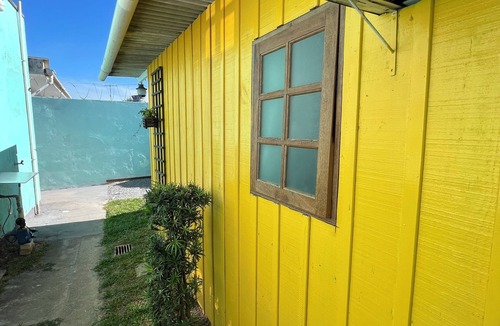 Palhoca House | Small house on Pinheira beach and Guarda do Embau, swimming pool, 350 meters from the sea.